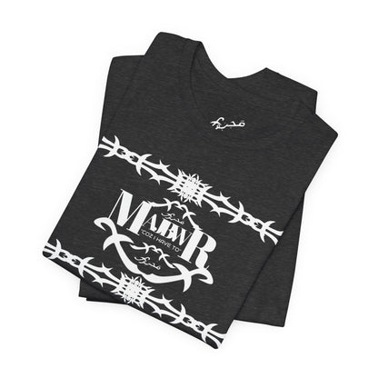 MAJBWR - AOP Shefnek Arabic Script Barbed Wire Tee — 'مجبور' Graphic T‑Shirt